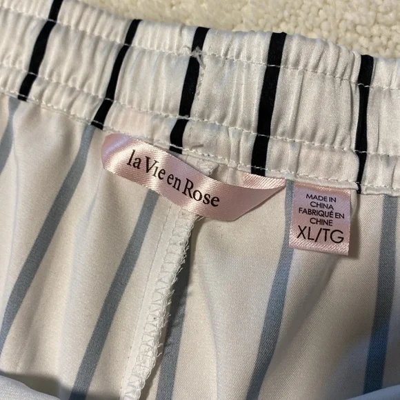 La Vie En Rose Sleep Shorts Sz XL - Picture 2 of 2